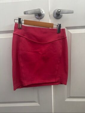 lululemon athletica Coral Pink Ponte Mini Skirt
